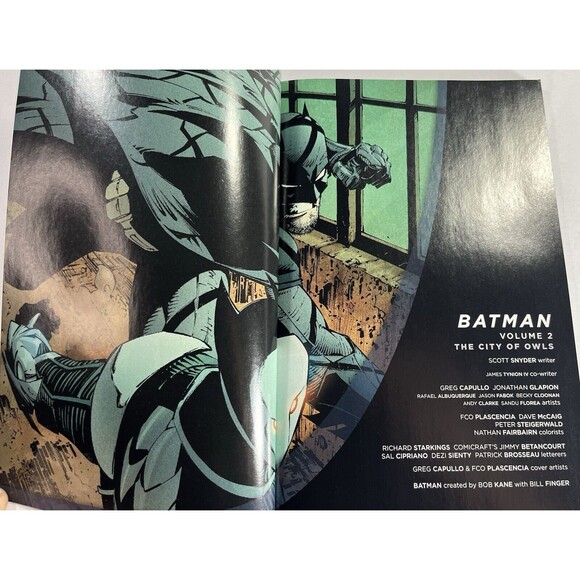 The New 52 Batman Vol. 2: The City of Owls 2013 Trade Paperback - Picture 4 of 12